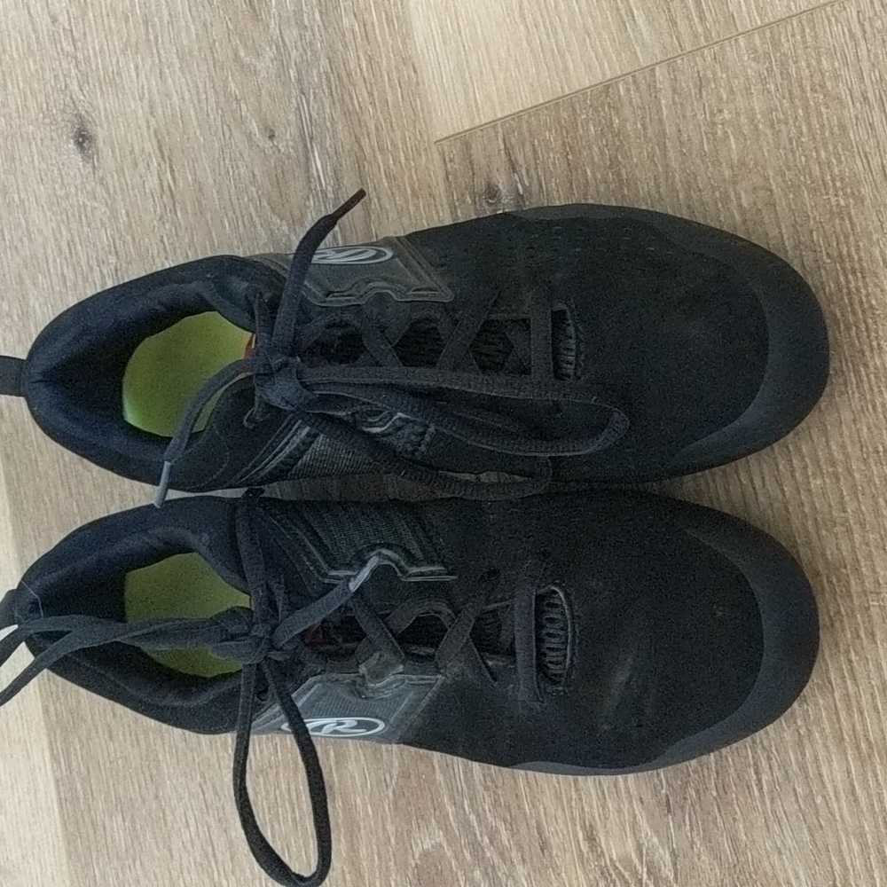 Baseball cleats - Picture 3 of 6